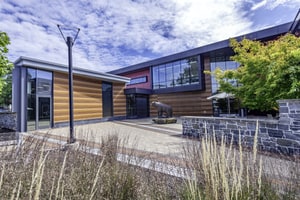 Glass-Walled Event Room with Two Terraces in Collegeville, up to 105 Guests, foto 7