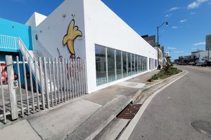 listings.show.sections.photos.alt