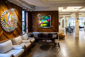 listings.show.sections.photos.alt