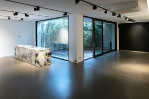 listings.show.sections.photos.alt