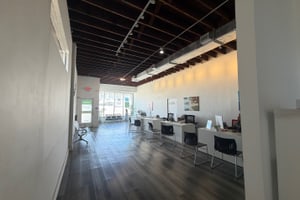 listings.show.sections.photos.alt