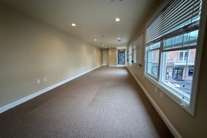 listings.show.sections.photos.alt