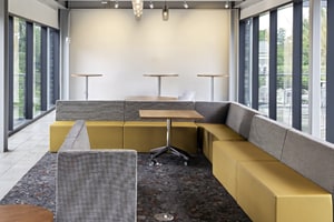 Glass-Walled Event Room with Two Terraces in Collegeville, up to 105 Guests, foto 3