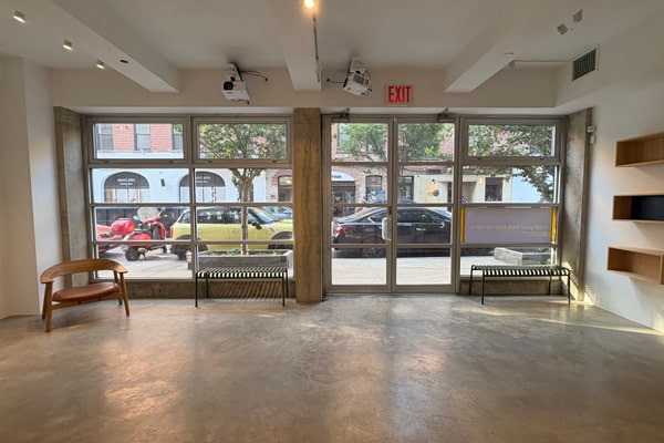 Williamsburg Pop Up Gallery Space