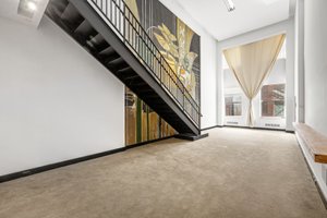 listings.show.sections.photos.alt