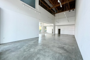 listings.show.sections.photos.alt