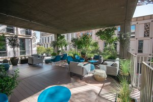 listings.show.sections.photos.alt