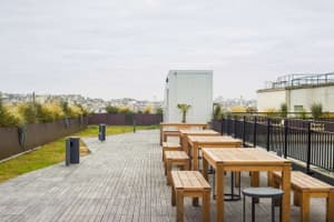 listings.show.sections.photos.alt