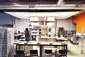 listings.show.sections.photos.alt