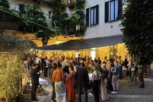 listings.show.sections.photos.alt