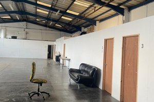 listings.show.sections.photos.alt