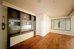 listings.show.sections.photos.alt