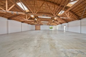 listings.show.sections.photos.alt