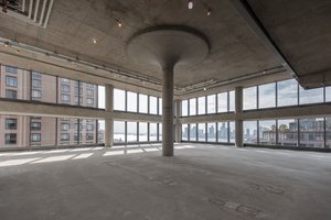 listings.show.sections.photos.alt