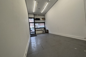 listings.show.sections.photos.alt