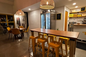 listings.show.sections.photos.alt