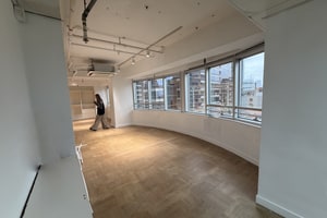 listings.show.sections.photos.alt