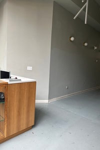 listings.show.sections.photos.alt