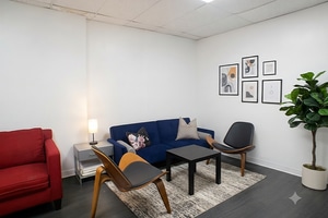 listings.show.sections.photos.alt