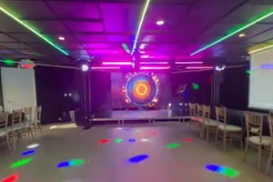 listings.show.sections.photos.alt