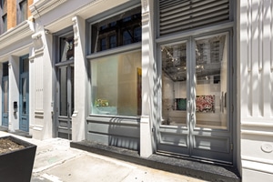 listings.show.sections.photos.alt