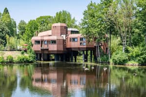 listings.show.sections.photos.alt