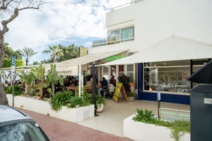 listings.show.sections.photos.alt