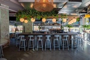 listings.show.sections.photos.alt