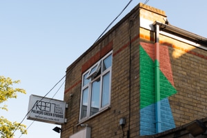 listings.show.sections.photos.alt