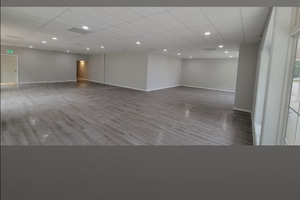 listings.show.sections.photos.alt