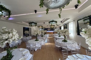 listings.show.sections.photos.alt