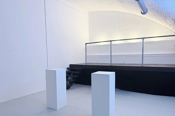 Art Gallery in a Rail arch, Hackney Downs. 401Square Foot