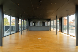 listings.show.sections.photos.alt