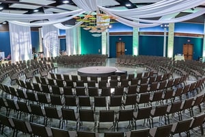 listings.show.sections.photos.alt