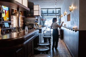 listings.show.sections.photos.alt