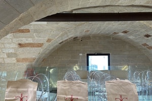 listings.show.sections.photos.alt