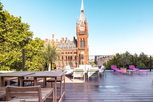 listings.show.sections.photos.alt