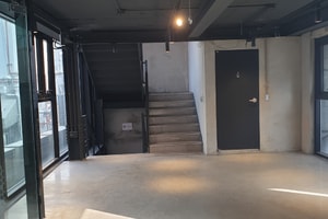 listings.show.sections.photos.alt