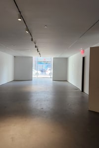 listings.show.sections.photos.alt