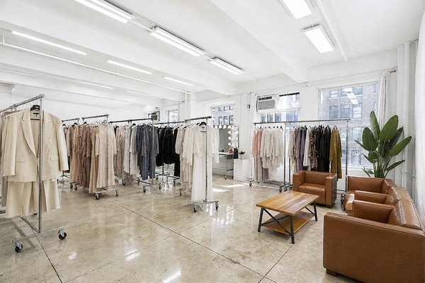 14A Madison SQ + Freedom tower Views / Garment Disctrict