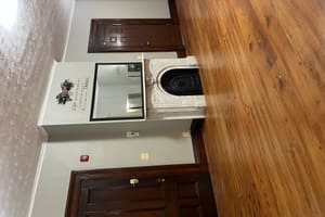 listings.show.sections.photos.alt