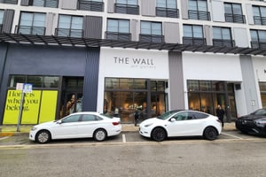 listings.show.sections.photos.alt