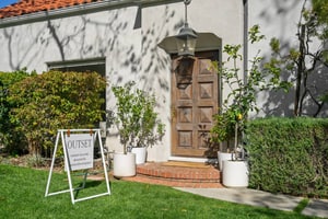 listings.show.sections.photos.alt