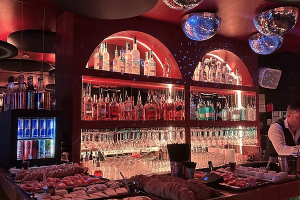 Photo of Confidential Event Space for Professional Gatherings in the Heart of Cannes