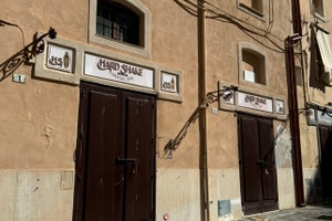 listings.show.sections.photos.alt