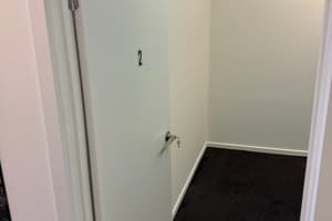 listings.show.sections.photos.alt