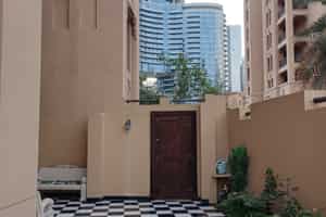 listings.show.sections.photos.alt