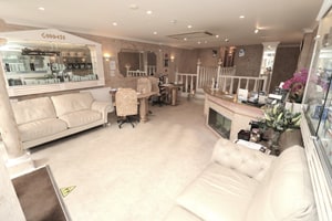 listings.show.sections.photos.alt