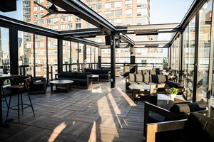 listings.show.sections.photos.alt