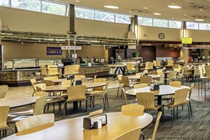 550-Seat Dining Hall with Skylight in Collegeville, foto 3